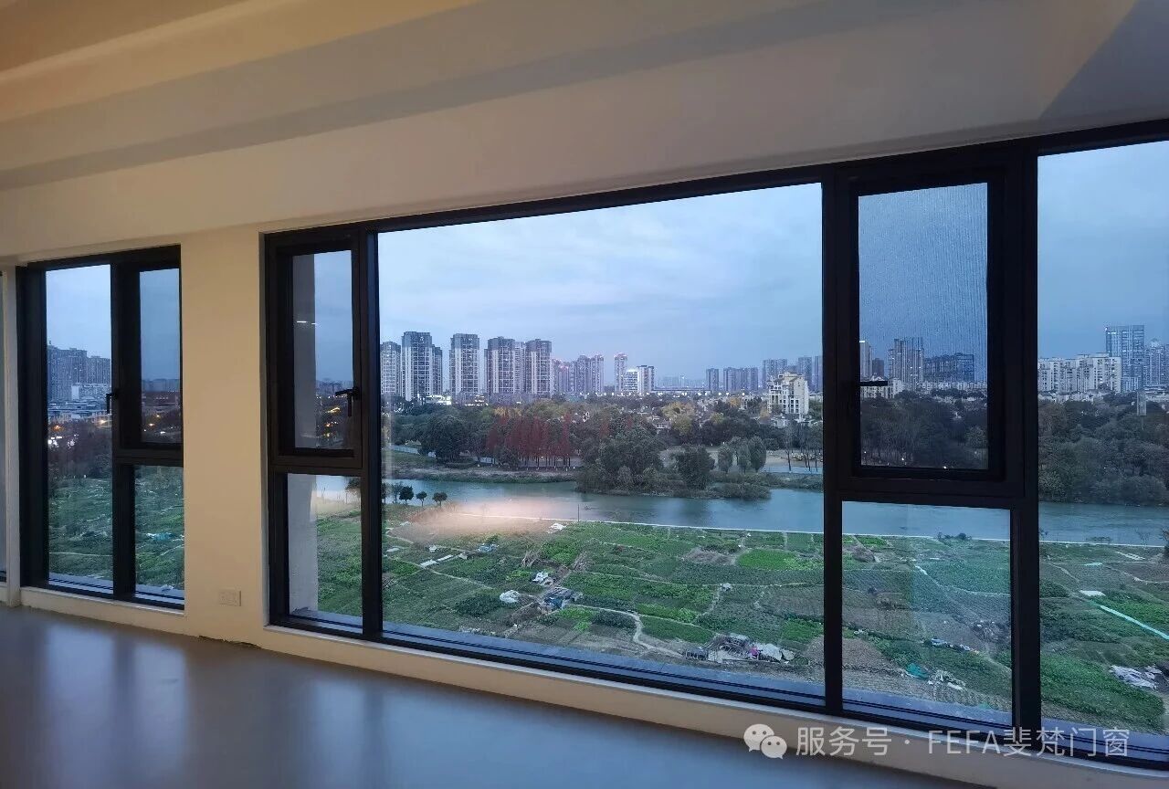 佳乐.澜郡左岸（临河私宅）